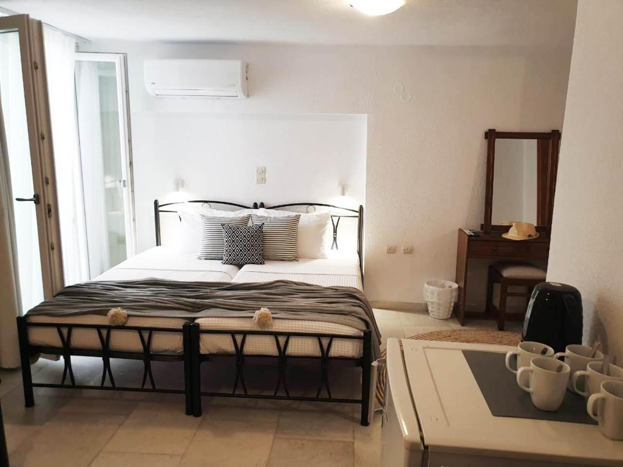 Anemos Town Apartment Naxos City Exterior photo